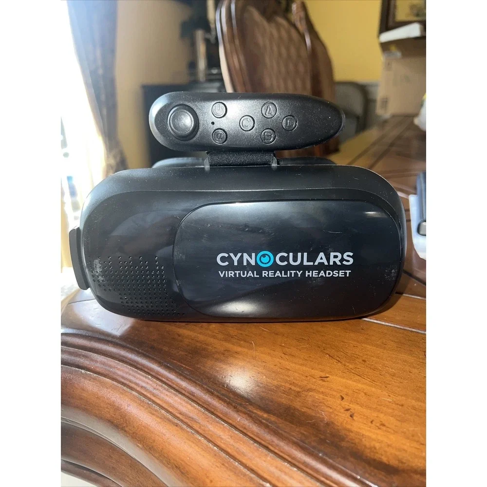 CYNOCULARS Virtual Reality Headset &‎ Remote - As Seen On TV